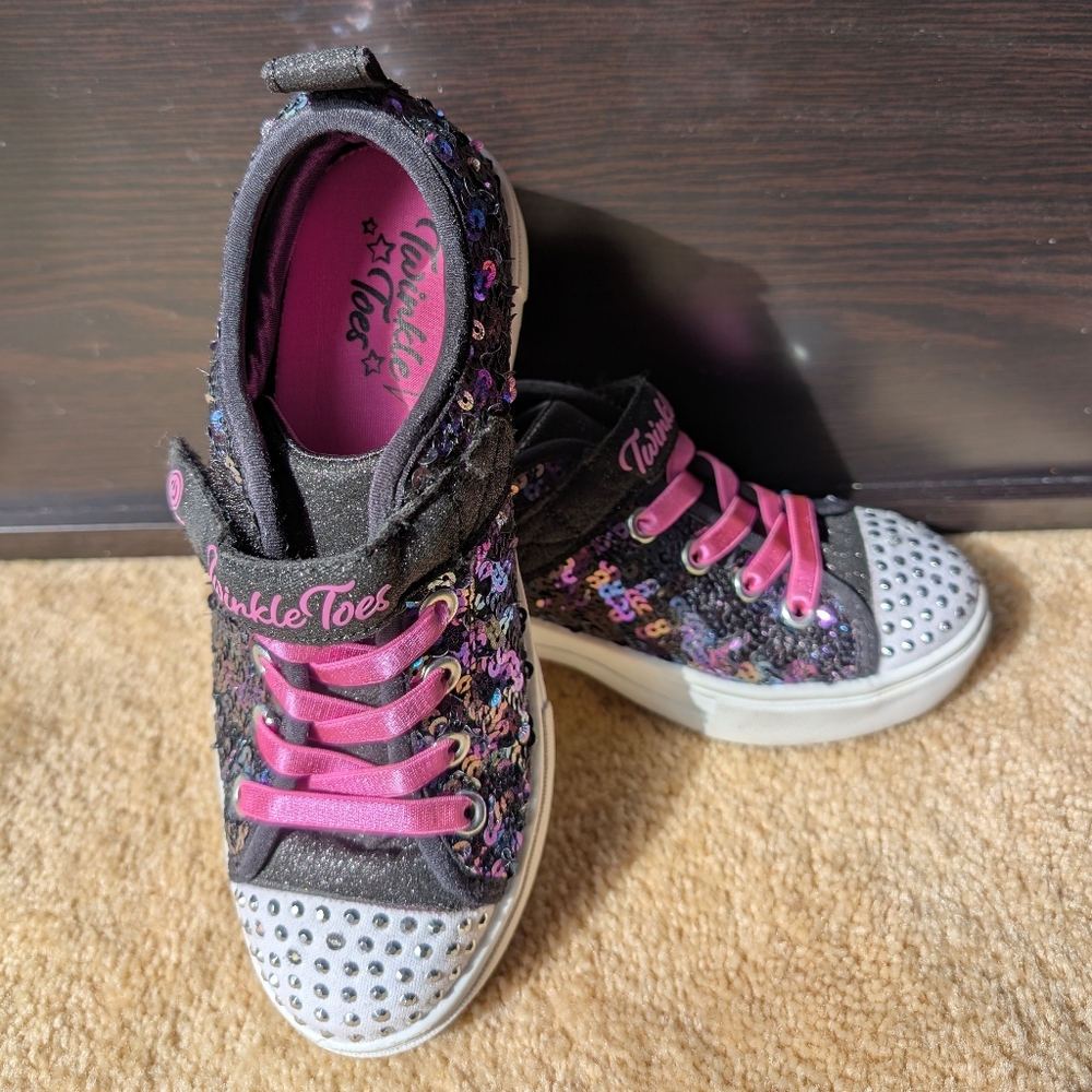 Like NEW Sketchers Twinkle Toes Sequin Sneakers 2